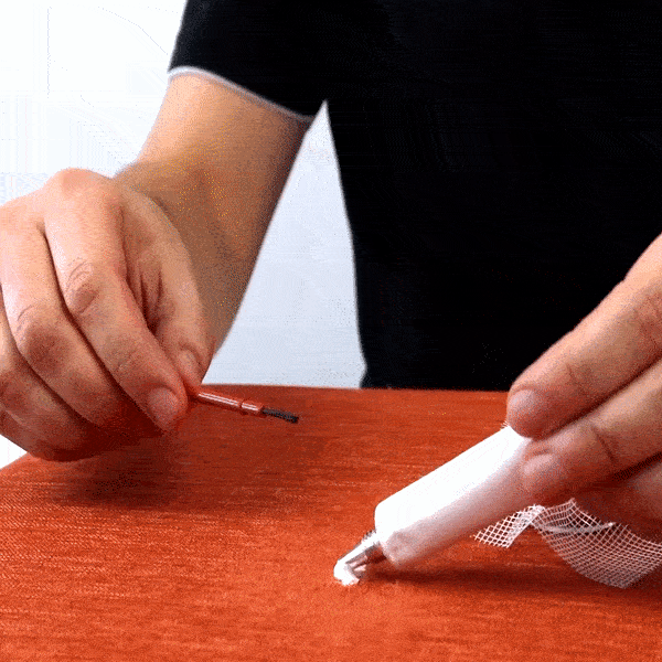 Method demonstration: Applying the Fabric Glue